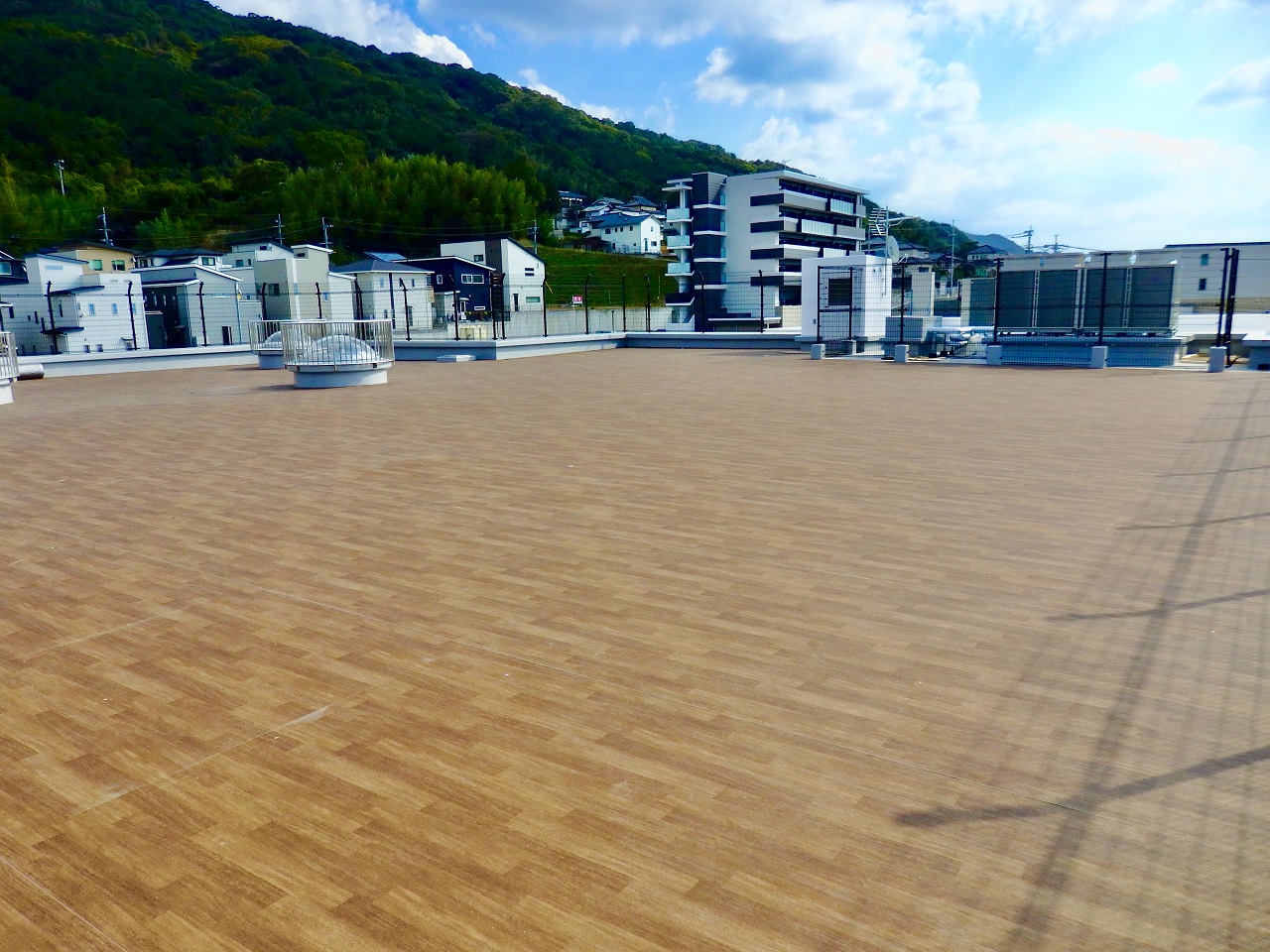 長尺シート貼りの屋上